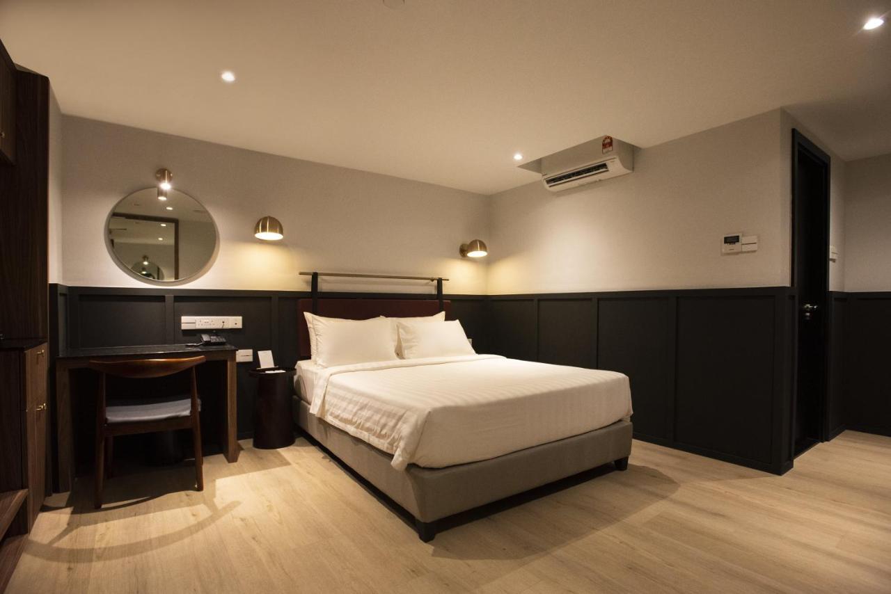 Monocolo Boutique Hotel Kota Kinabalu Ngoại thất bức ảnh