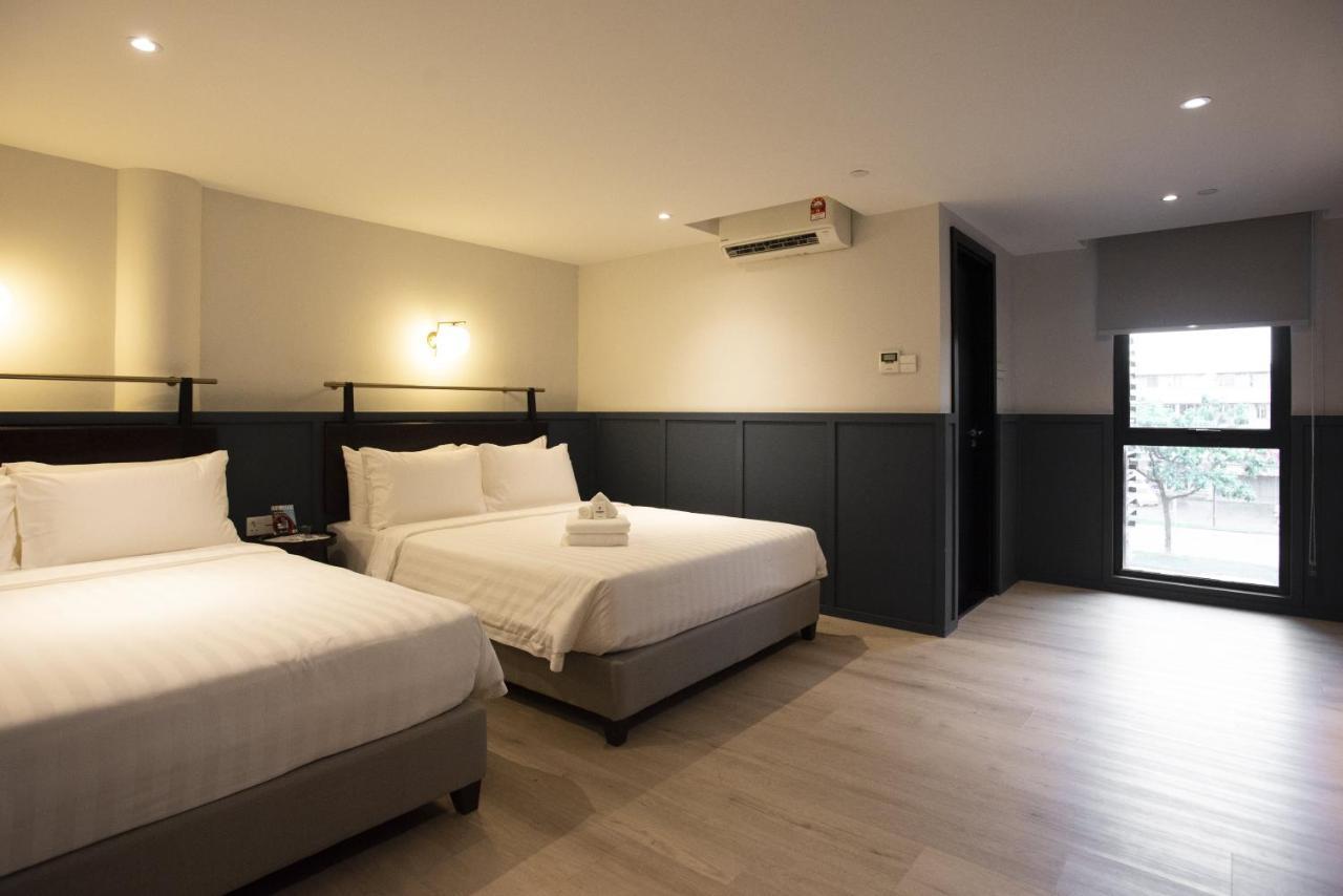 Monocolo Boutique Hotel Kota Kinabalu Ngoại thất bức ảnh